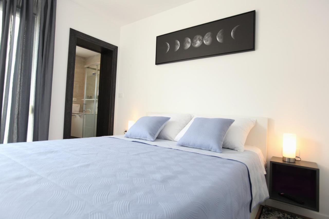 Apartmani Ive Trogir Exterior foto
