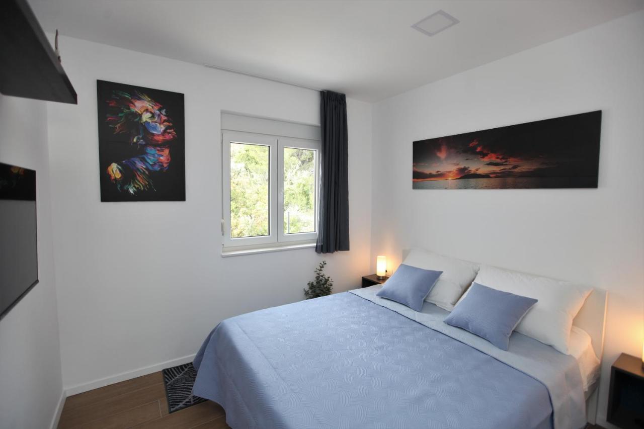 Apartmani Ive Trogir Exterior foto