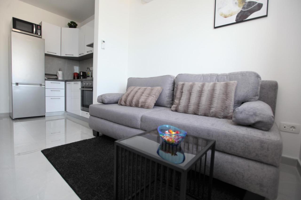 Apartmani Ive Trogir Exterior foto